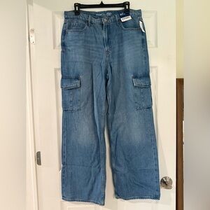 NWT Old Navy Wide Leg Cargo Jeans